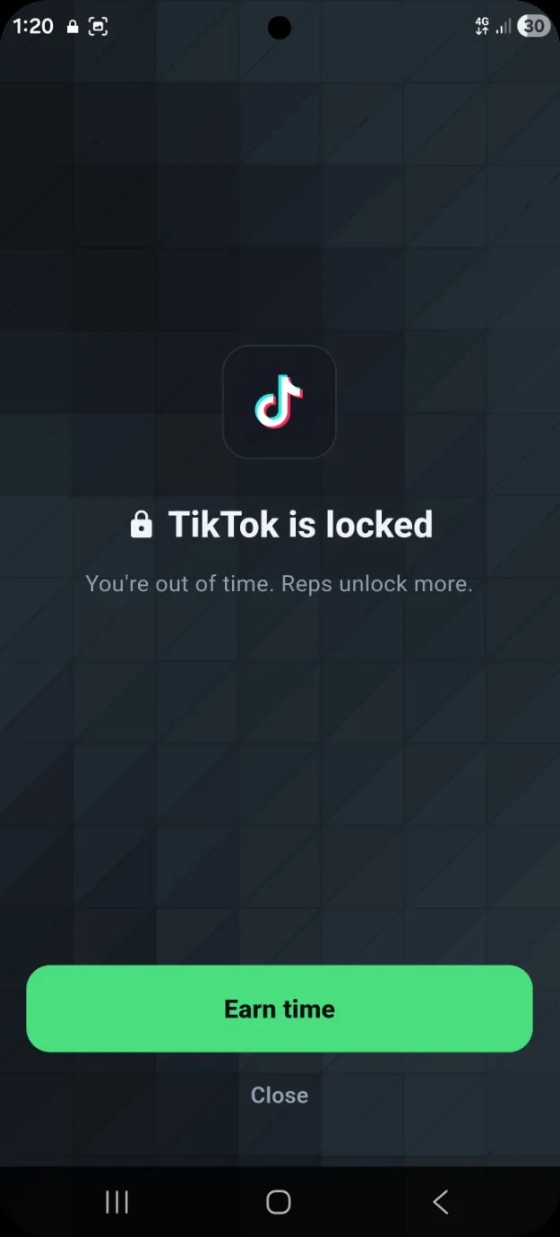 GainLock intercepting a blocked social app